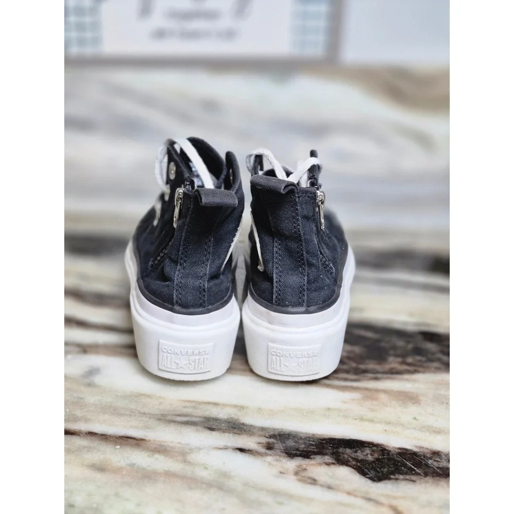 Converse Chuck Taylor All Star Lugged 2.0 Youth 12.5 Black High‎ Top Streetwear